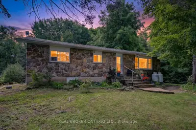 5397 Roger Stevens Drive, Montague, On K7a 4s6