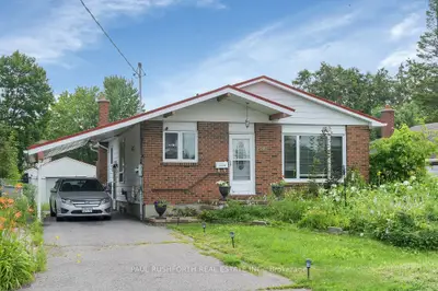 2087 BOYER Road, Orleans - Convent Glen and Area, ON K1C 1R5