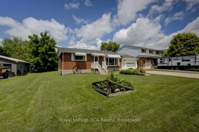 280 Domville Street, Wellington North, On N0g 1a0