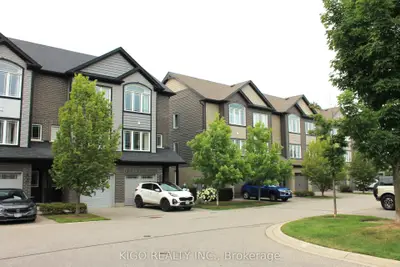 12 Poplar Drive 21, Cambridge, On N3c 0g4