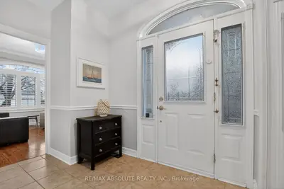 19 Goldora Private, Kanata, On K2t 1k8