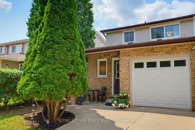 32 Silvervine Drive, Hamilton, On L8j 1k2