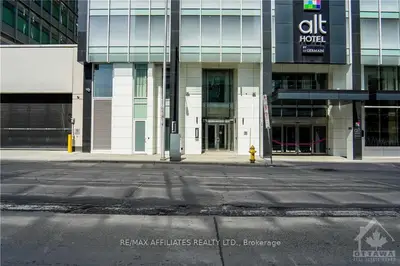 199 SLATER Street 1805, Ottawa Centre, ON K1P 5M7