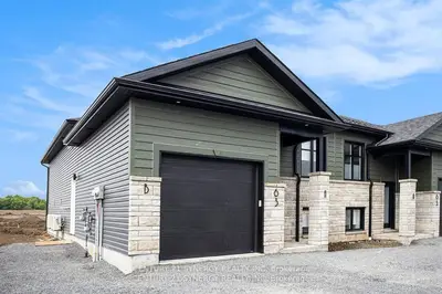 63 Helen Street B, North Stormont, On K0a 1r0