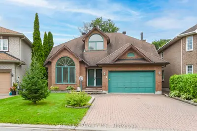 9 Wellsmere Court, Country Place - Pineglen - Crestview And Area, On K2e 8c2