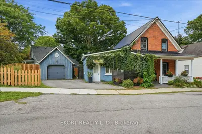 50 Elizabeth Street, Prince Edward County, On K0k 2t0