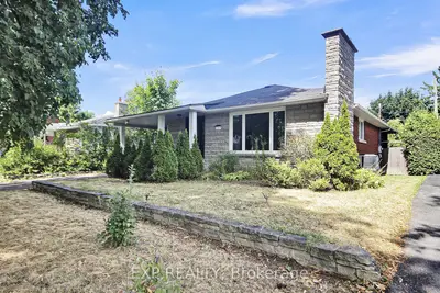 2247 Miramichi Street, Parkway Park - Queensway Terrace S And Area, On K2c 0z1