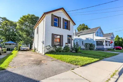49 Grand Street, Brantford, On N3r 4b3