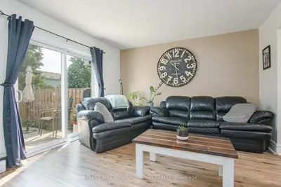 90 Ferman Drive 5, Guelph, On N1h 8e6