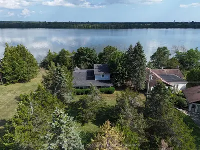133 Juniper Lane, Prince Edward County, On K0k 1a0