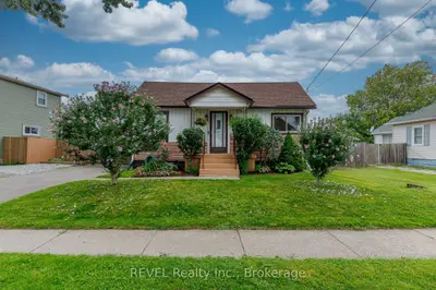 Detached in Welland