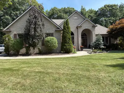 2 Whispering Pine Lane, Tillsonburg, On N4g 5v4