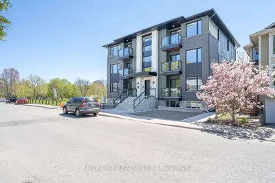 Att/Row/Townhouse in Glebe - Ottawa East and Area