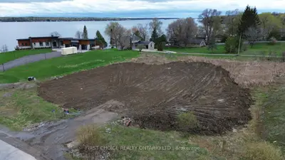 4 S Shoreside Way S, Augusta, On K6v 5t1