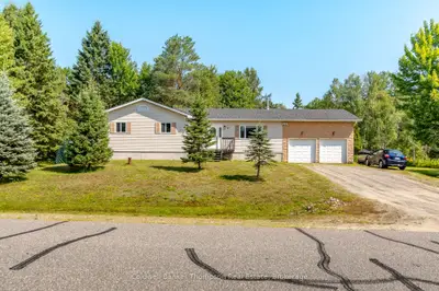 10 Renwick Drive, Huntsville, On P1h 2m3