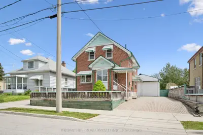 188 Wentworth Avenue, Kitchener, On N2m 3s4