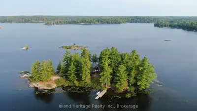 2 Trout Lake Island, Mcdougall, On P2a 2z1