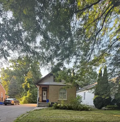 15 CHARLES Street, London North, ON N6H 1H2