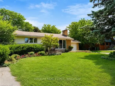 119 Seneca Drive, Hamilton, On L9g 3b7
