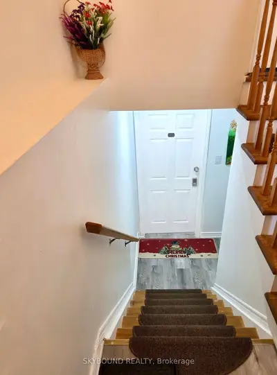 2586 Foxmeadow Road N Apartment 2, Peterborough, On K9l 1x2