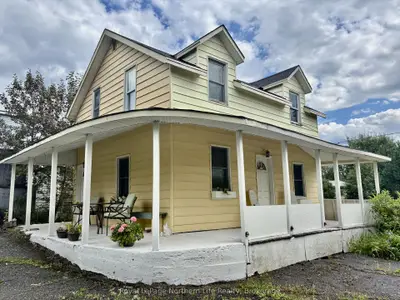 6a & 6b Mountainview Drive, Temagami, On P0h 2h0