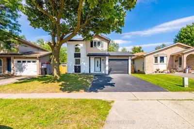 306 Sekura Street, Cambridge, On N1r 7v8