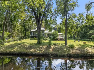 Detached in Trent Lakes