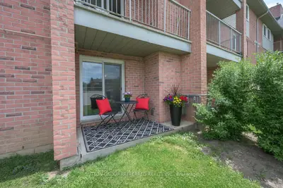 136 Conway Drive 52, London South, On N6e 3n1