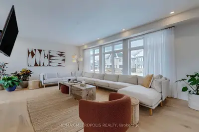 104 Stoneleigh Drive, Blue Mountains, On L9y 0v1