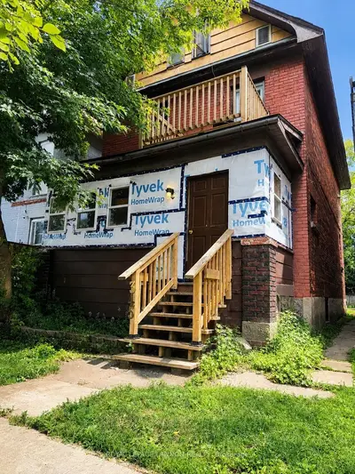 345 Syndicate Avenue N, Thunder Bay, On P7c 3w4