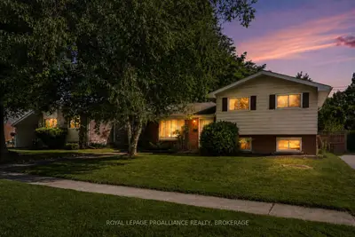 250 Glen Castle Road, Kingston, On K7m 4n8