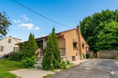 348 Winnipeg Boulevard, London East, On N5w 4v2