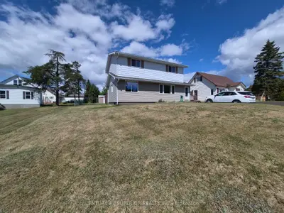 1 Laurier Ave, Terrace Bay, On P0t 2w0