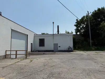 50 Niagara Street C02, St. Catharines, On L2r 4k9