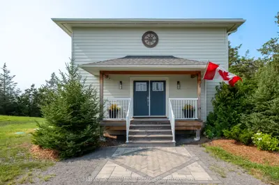 2045 County Rd 7, Prince Edward County, On K0k 2t0