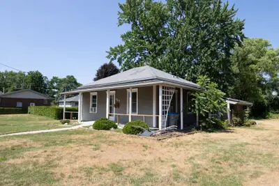 157 ADELAIDE Street, Strathroy-Caradoc, ON N7G 2V4