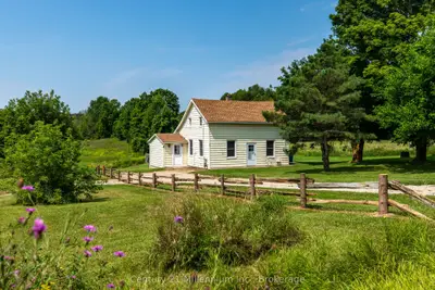 Detached in West Grey