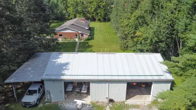 2356 Deer Bay Road, Selwyn, On K0l 2h0