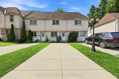 43 Blandford Street 7, Woodstock, On N4s 7h7