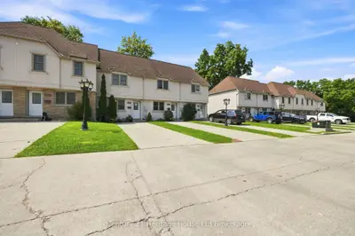 43 Blandford Street 7, Woodstock, On N4s 7h7