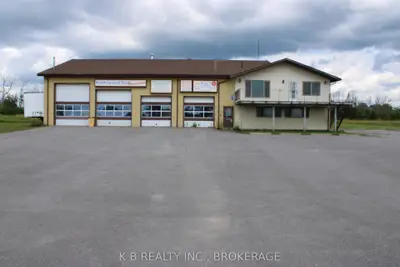 8235 Highway 2, Greater Napanee, On K7r 3k6