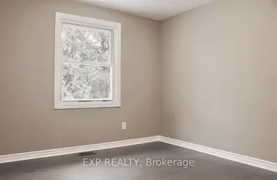 1892 Kingsdale Avenue A, Blossom Park - Airport And Area, On K1t 1j1