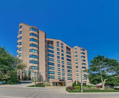 549 Ridout Street N 203, London East, On N6a 5n5