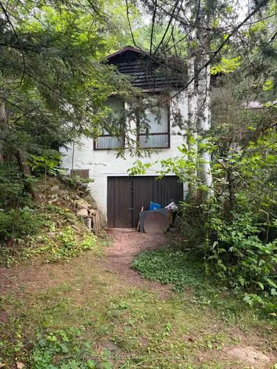 136 Oakdene Crescent, Kawartha Lakes, On K0m 2c0