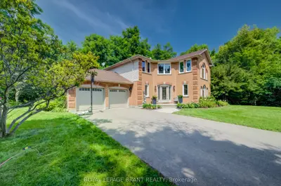 7664 Maltby Road E, Puslinch, On N0b 2j0