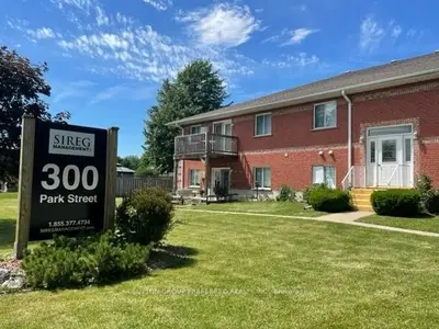 Condo Apartment in Chatham-Kent