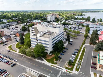 49 Place D' Armes 505, Kingston, On K7k 6e1