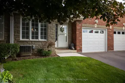 5 Yin Street 6, Norfolk, On N0e 1y0