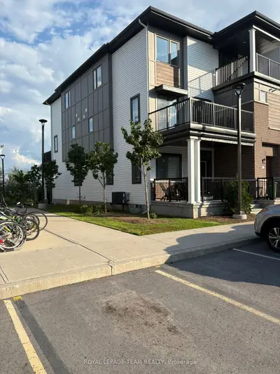 312 Pilot Private, Kanata, On K2s 1b6