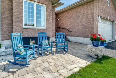 12 Aletha Drive, Prince Edward County, On K0k 3l0